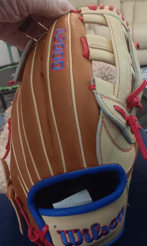 2025 Wilson RH Outfield A2000 1777 Baseball Glove 12.75" (New)