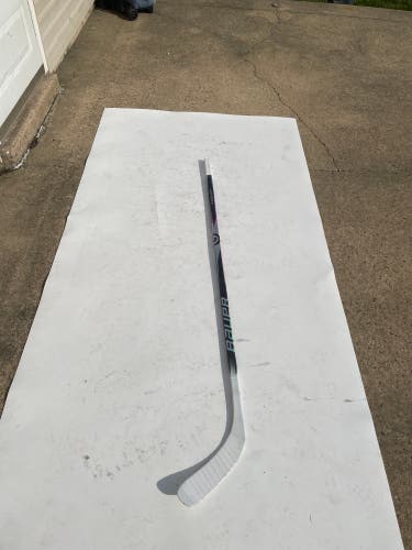 Senior Bauer Proto2 Right Handed Hockey Stick P88 87 Flex (Used)