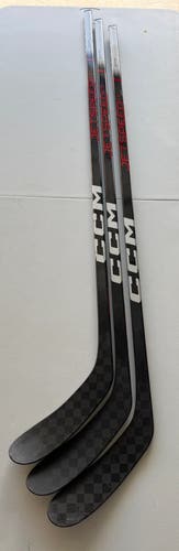 Senior CCM JetSpeed Plus Right Handed Hockey Stick P28 75 Flex (Used) 3 Pack!