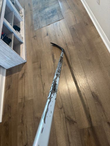 Senior CCM Jetspeed ft9 pro Right Handed Hockey Stick P29 70 Flex (New)