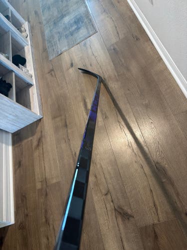 Senior CCM Ribcor Trigger 10 Pro Right Handed Hockey Stick P29 75 Flex (New)