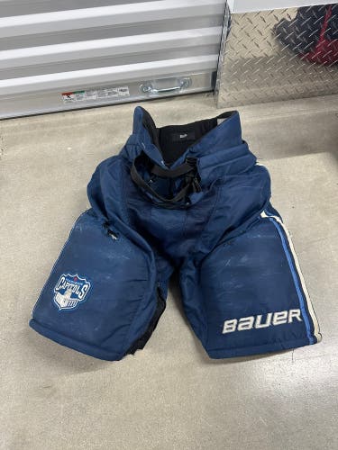Madison Capitals Senior Small Bauer Custom Pro Hockey Pants (Used)