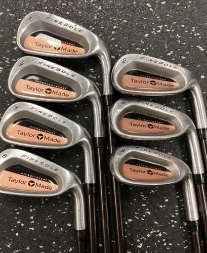 Men's TaylorMade Firesol Right Handed Iron Set Regular Flex Graphite Shaft (Used)