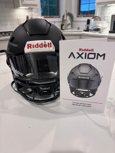 Adult Small Riddell Axiom Helmet (Used)