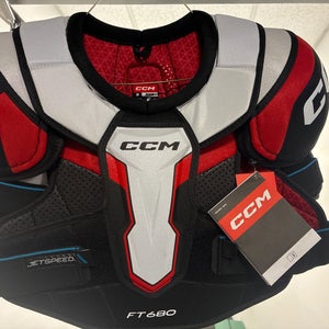 Medium Senior CCM JetSpeed FT680 Shoulder Pads (New)