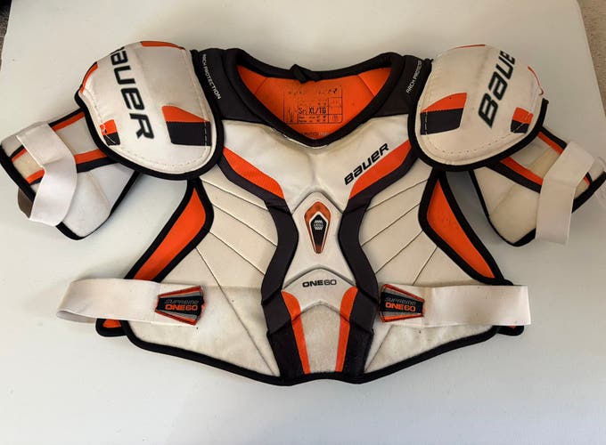 XL Senior Bauer Supreme One 60 Shoulder Pads (Used)