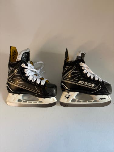 2016 Bauer Supreme 1S Hockey Skates Regular Width 8 (Used)