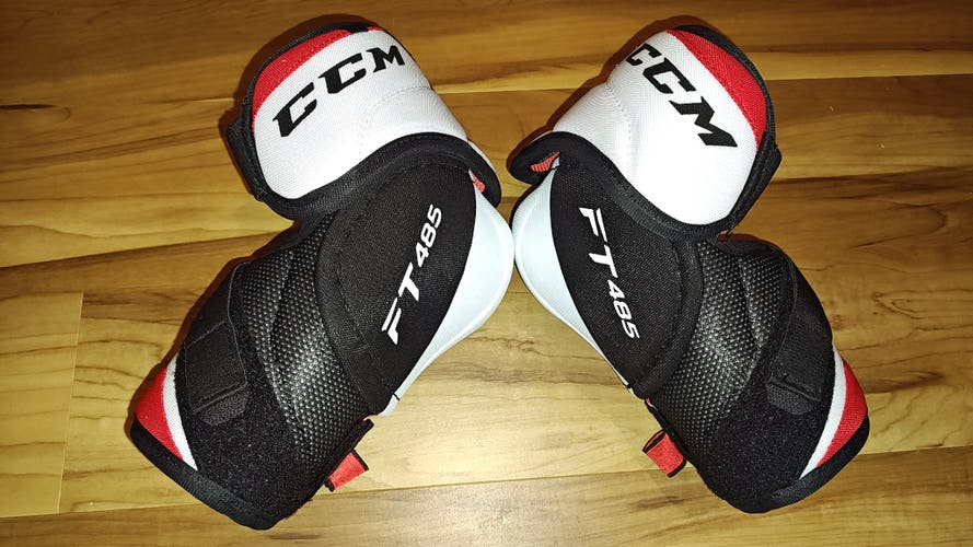 Senior Medium CCM JetSpeed FT485 Elbow Pads (Used)