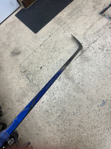 Senior Bauer Vapor Hyperlite 2 Right Handed Hockey Stick 82 Flex Pro Stock (Used)