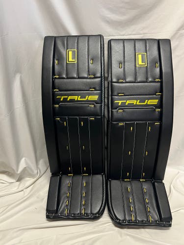Korpisalo Stadium Series True Catalyst L87/ Nitro Goalie Leg Pads