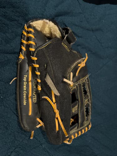 2018 Champion RH Outfield Baseball Glove 14" (Used)