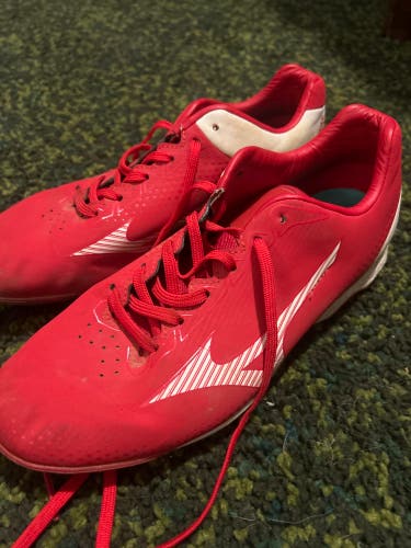 Red Unisex Size M 7.0 (W 8.0) Youth Mizuno Molded Cleats Cleats (Used)