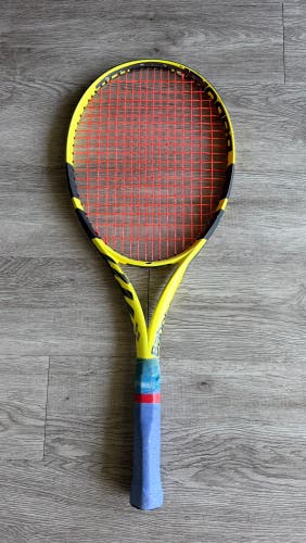 Babolat Pure Aero Tour (2019) | Gripsize 4 5/8 | Good Condition