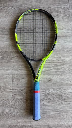 Babolat Pure Aero Tour (2016) | Gripsize 4 5/8 | Good Condition