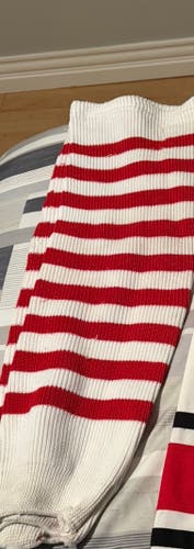 White Senior Large Athletic Knit Socks (Used)