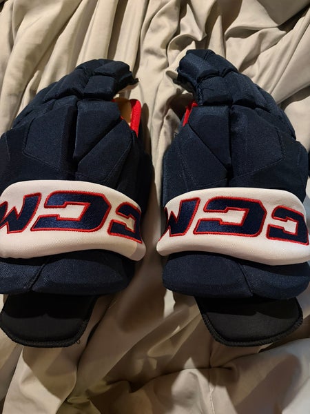 CCM Tacks 9060 Gloves 14" Pro Stock (New)