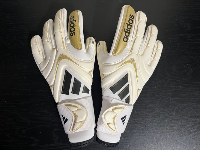 adidas Copa Pro Goalkeeper Gloves Size 7 Metallic/White/Black JZ5793 $130 NWT