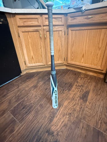 2023 Easton Ghost Composite Bat (-10) 21 oz 31" (Used)