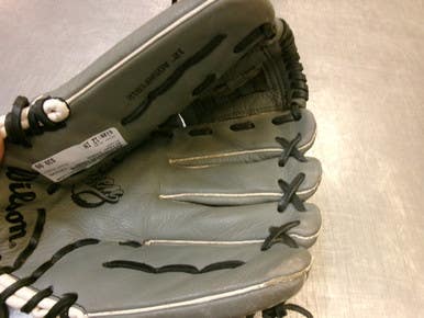 Used Wilson Siren Rh Throw Fastpitch Gloves Grey 12" 11339-s000203022