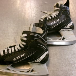 Used Ccm 9040 Junior Hockey Skate Junior 04 11339-s000202707