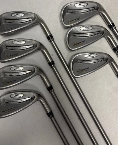 Men's Cobra 3100 IH Right Handed Iron Set Regular Flex Graphite Shaft (Used)