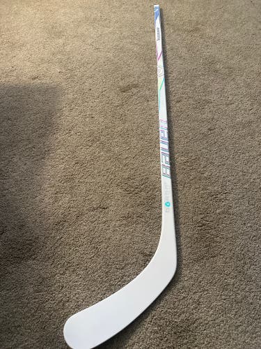 Junior Bauer Proto2 Right Handed Hockey Stick P92 50 Flex (New) white version