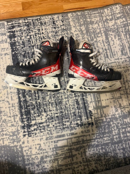 2021 CCM JetSpeed FT4 Pro Hockey Skates WITH EXTRA SET OF STEELE Regular Width 6 (Used)