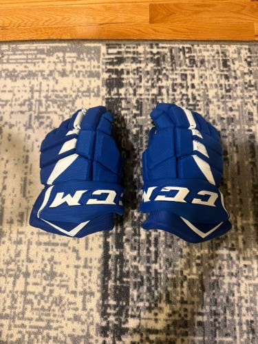 CCM JetSpeed FT485 Gloves 13" (Used)