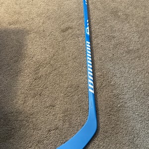 Junior Warrior Covert QR6 Right  Hand Hockey Stick W03 30 Flex (New)