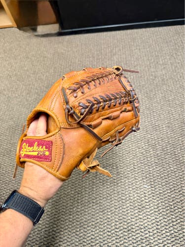 Nike MVP Elite Pro Hyperfuse Baseball Glove 12