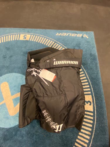 NEW Warrior Covert QRE 30 Black Senior XL Hockey Pants