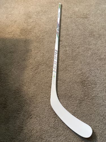 Junior Bauer Proto2 Left Handed Hockey Stick P92 50 Flex (New) white version