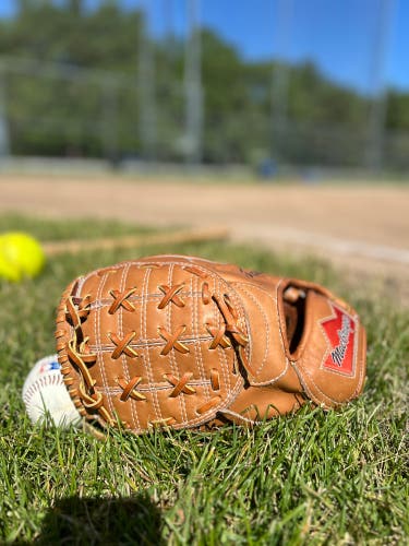 Vintage 1990s MacGregor PX1F 11.25" Youth Baseball Glove - LHT - no more 'ouchies' (heavy padding)