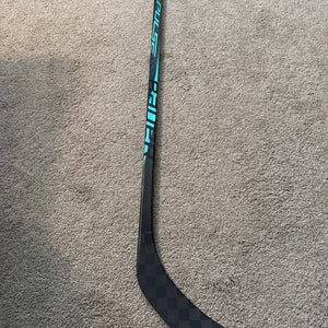 Junior Bauer Pulse Left Handed Hockey Stick P92 30 Flex (New)