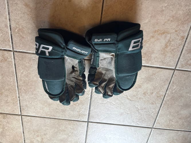Bauer Vapor Pro Team Gloves 13" Pro Stock (Used)
