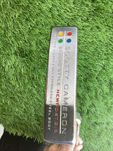 Titleist Scotty Cameron Studio Style Newport 2.5 Putter 34.5 Inches