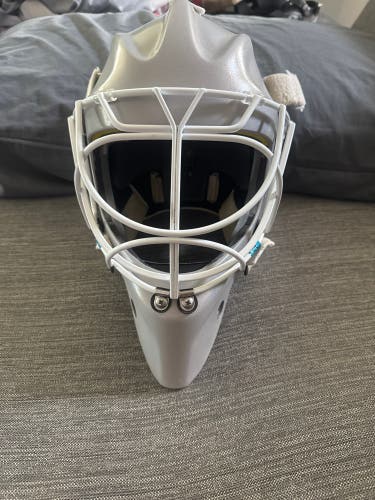 Senior Medium Warrior Ritual RF1 Pro Goalie Mask (Used)
