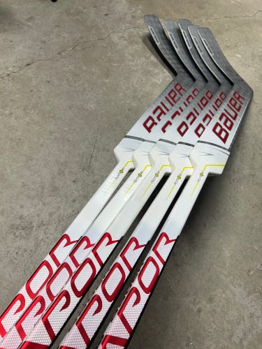 5 Pack Left Hand 26” Bauer Hyperlite Goalie Stick NHL NHL MONTREAL CANADIENS (New)
