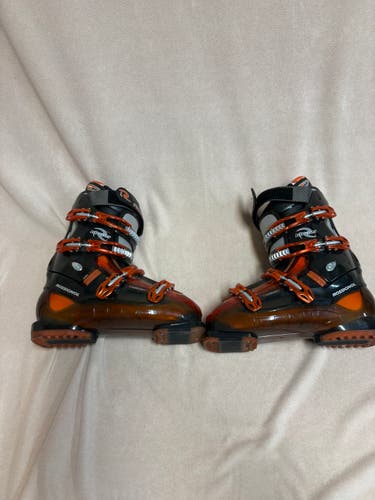 Mondo 28 & 28.5 Unisex Rossignol Intense 1 Ski Boots (Used)