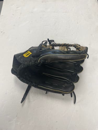 Wilson A700 RH Infield Baseball Glove 12.75" (Used)