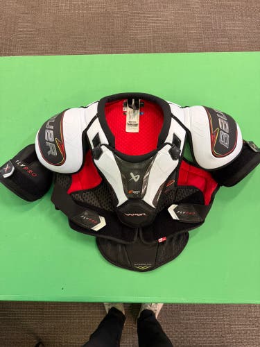 Bauer Vapor FlyPro Shoulder Pads | Senior Medium