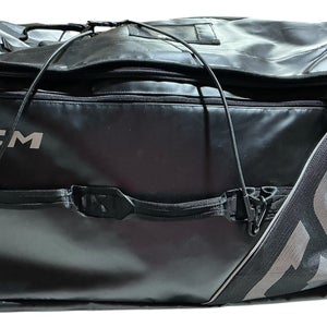 CCM Goalie Wheeled Hockey Bag Black BG580W40S (NEW) 7956