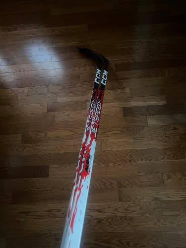 (2 Pack) Senior CCM JetSpeed FT9 Pro Right Handed Hockey Stick P29 70 Flex Pro Stock (New)