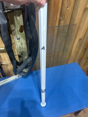 Maverik A1 Attack Shaft (Lightly Used)