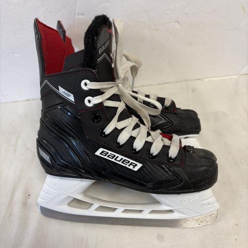 Junior Size 3 Bauer NS Ice Hockey Skates