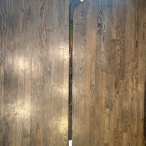Intermediate Warrior Covert QR6 Pro Right Handed Hockey Stick W28 65 Flex (Used)
