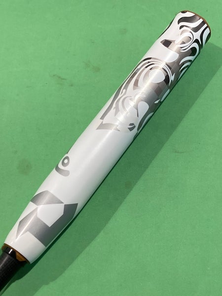 Used 2023 DeMarini Whisper Composite Fastpitch Softball Bat 32" (-10)