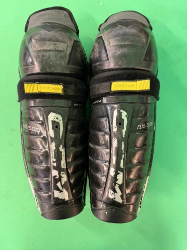 Intermediate CCM Tacks AS 580 Shin Pads 13" (Used)