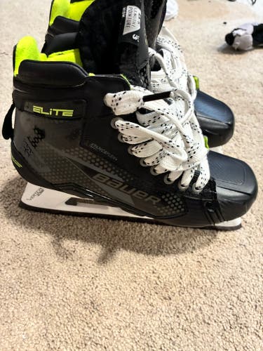 2024 Bauer Elite Hockey Goalie Skates Wide Width 8.5 (Used)