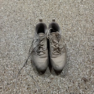 Men's Size M 10.0 (W 11.0) New Balance Molded Cleats (Used)